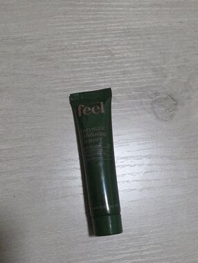 Feel Enzymatic Exfoliating Cleanser 15ml